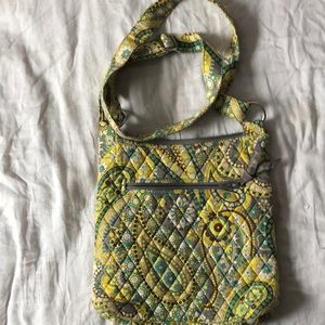 Vera Bradley crossover quilted bag